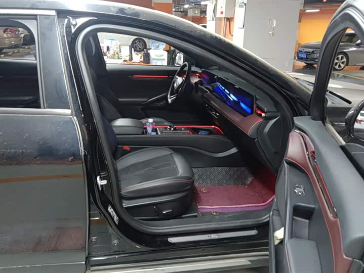 Фото 8 - Ford Mondeo