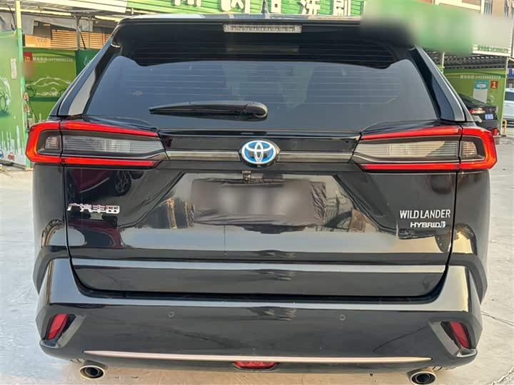 Фото 7 - Toyota Wildlander