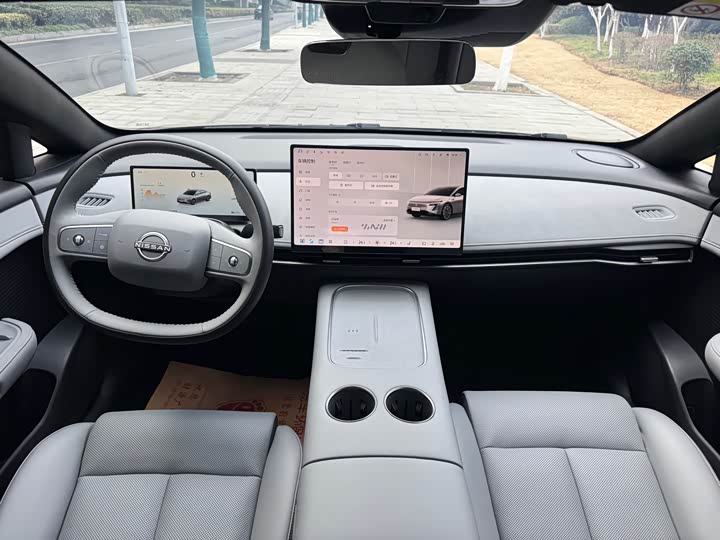 Фото 7 - Nissan N7