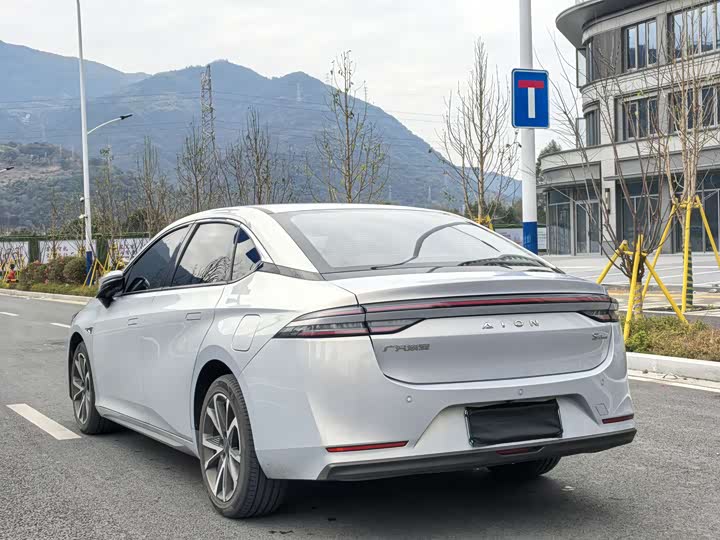 Фото 8 - GAC Aion S Plus