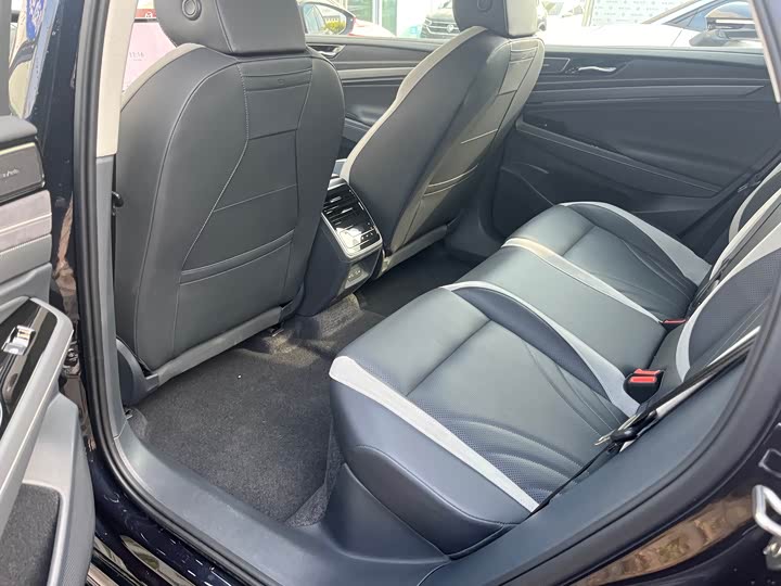 Фото 4 - Volkswagen ID.7 Vizzion