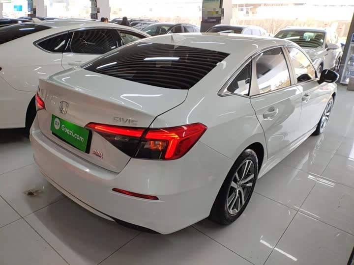 Фото 7 - Honda Civic