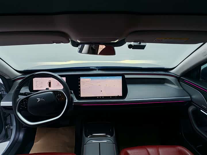 Фото 7 - XPeng P7