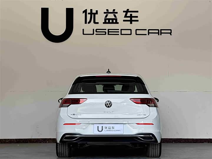 Фото 8 - Volkswagen Golf