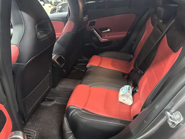 Фото 6 - Mercedes-Benz CLA-Class AMG