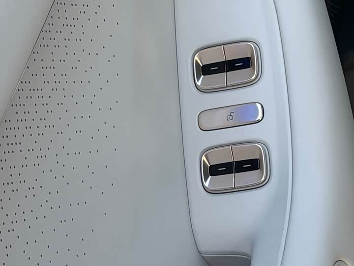 Фото 7 - XPeng P7