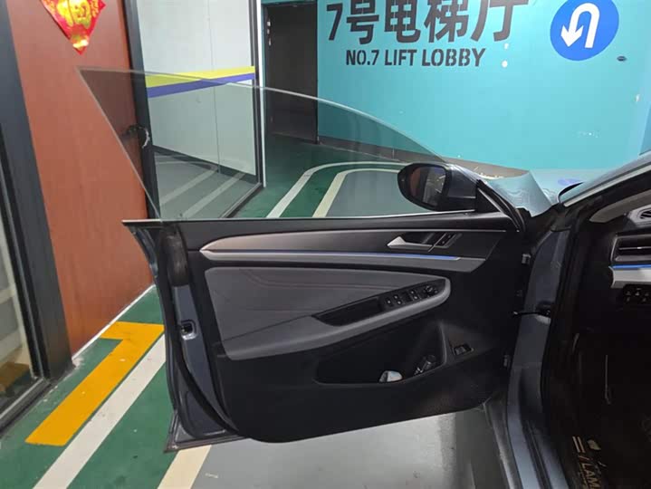 Фото 7 - Volkswagen Lamando L