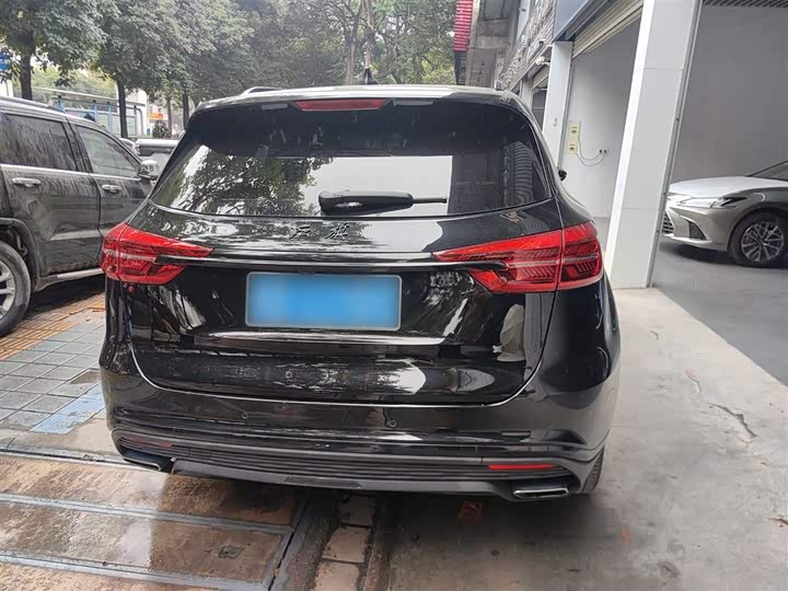 Фото 6 - Hongqi HS5