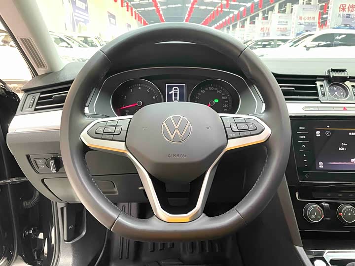 Фото 4 - Volkswagen Magotan