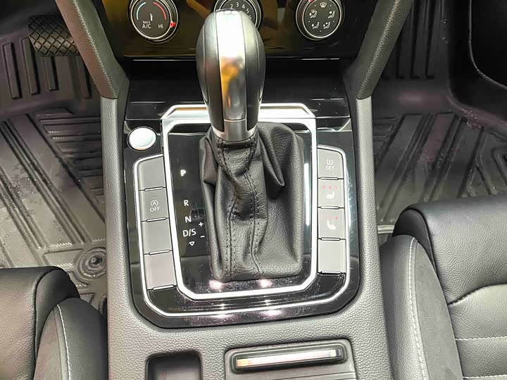 Фото 8 - Volkswagen Magotan