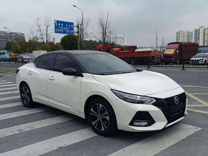 Фото 3 - Nissan Sylphy