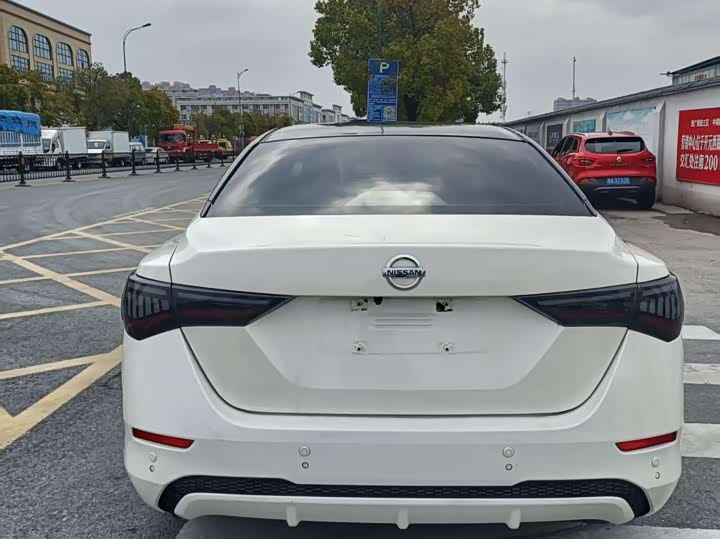 Фото 8 - Nissan Sylphy