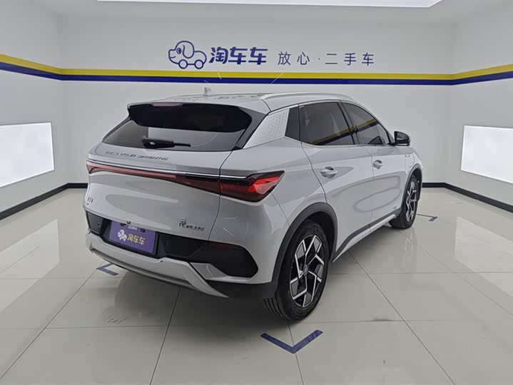 Фото 3 - BYD Yuan Plus