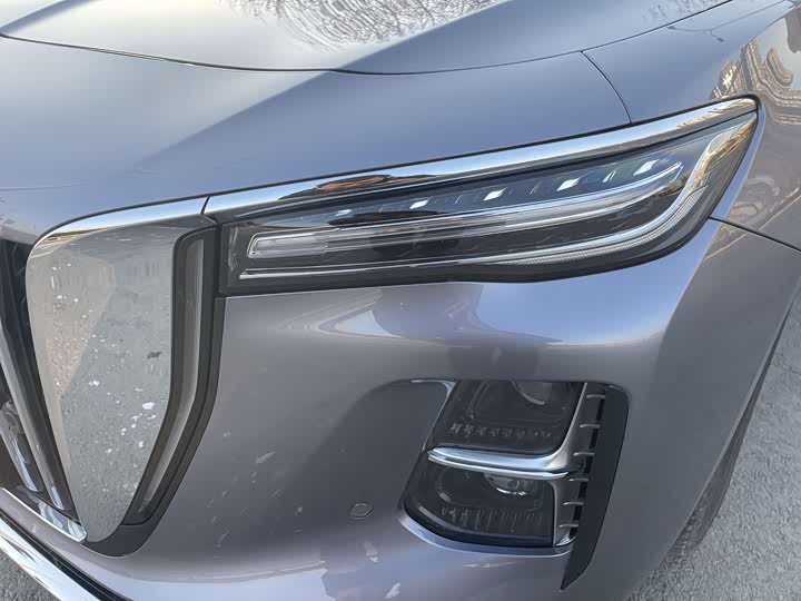 Фото 6 - Hongqi H5 Hybrid