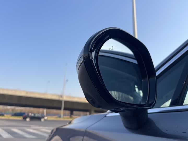 Фото 7 - Hongqi H5 Hybrid