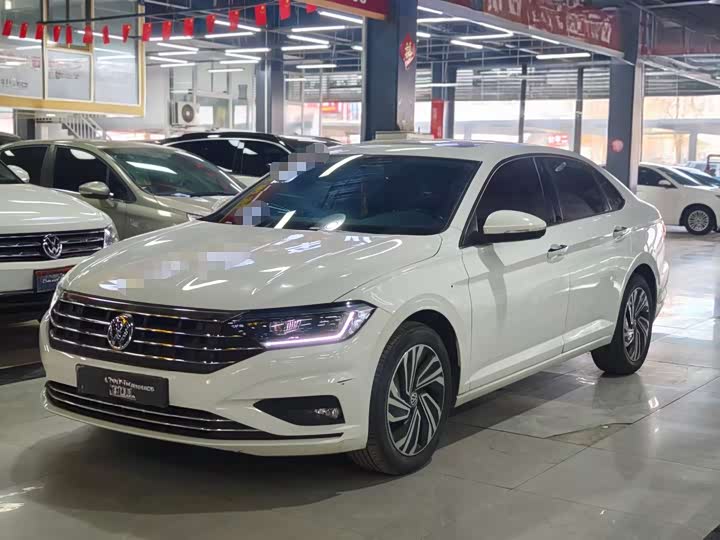 Фото 1 - Volkswagen Sagitar L