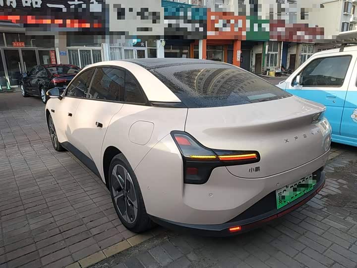 Фото 5 - XPeng Mona M03