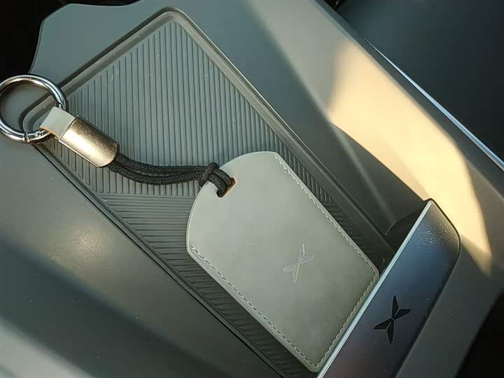 Фото 9 - XPeng Mona M03