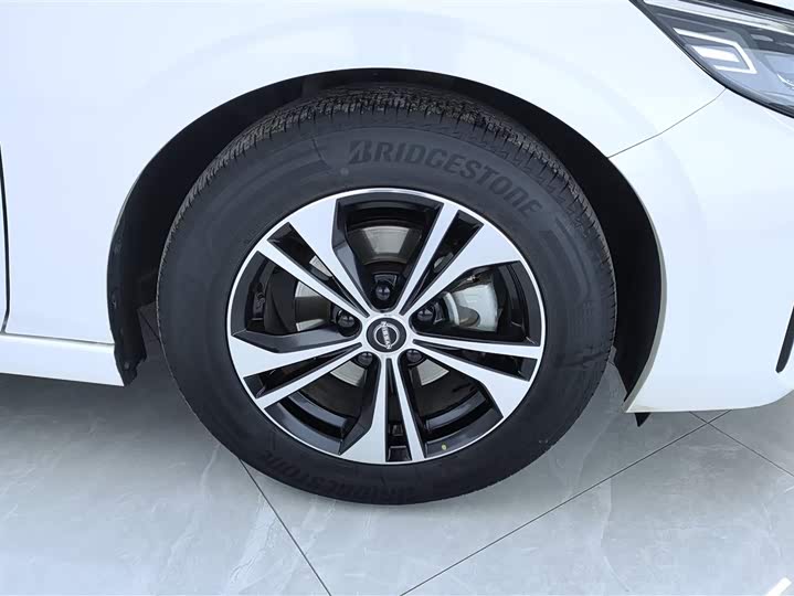 Фото 6 - Nissan Sylphy