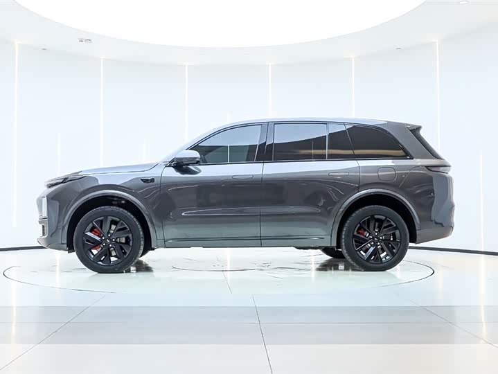 Фото 4 - LiXiang L8