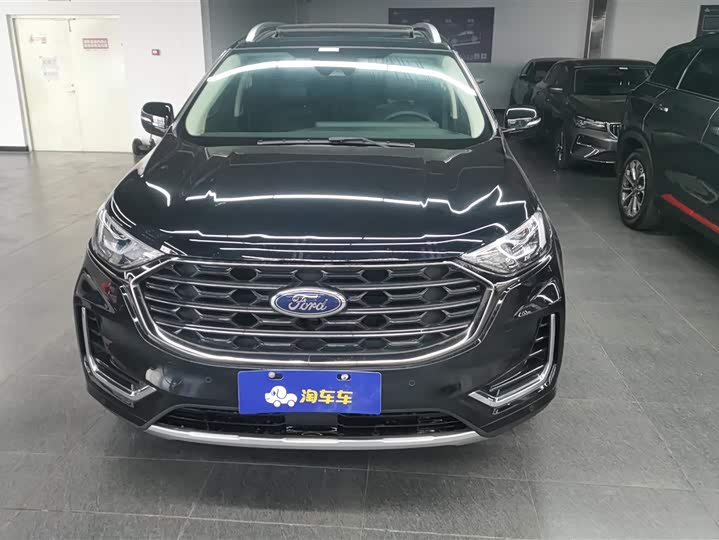 Фото 2 - Ford Edge