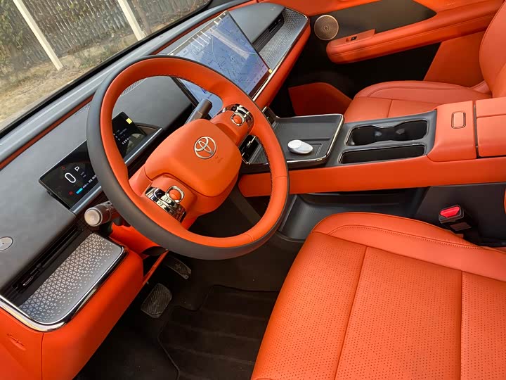 Фото 9 - Toyota bZ3X