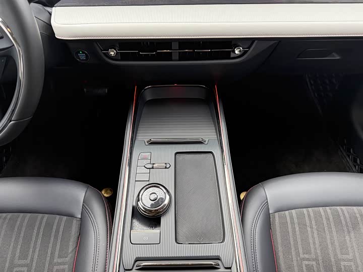 Фото 7 - Ford Mondeo