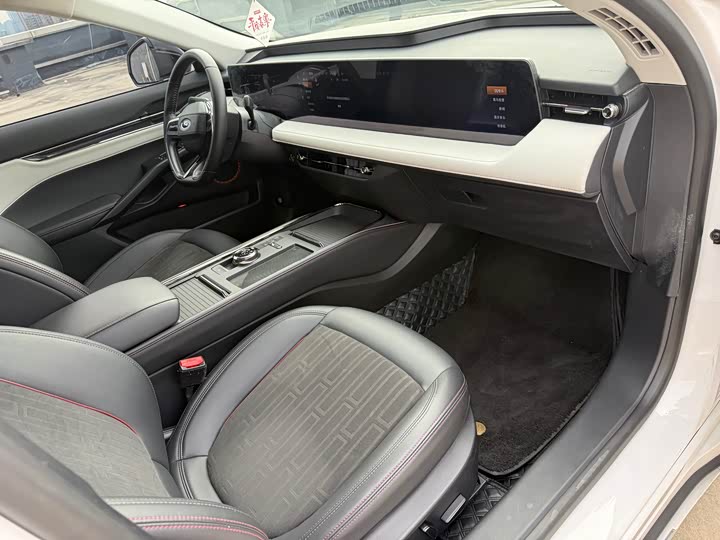 Фото 9 - Ford Mondeo