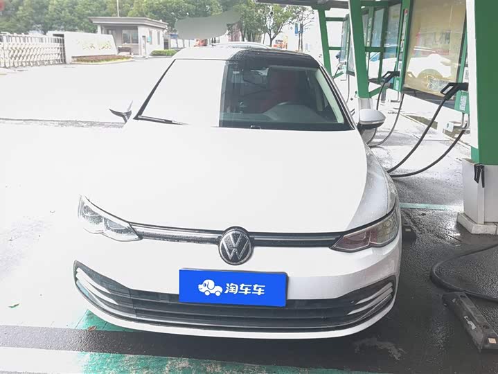 Фото 2 - Volkswagen Golf