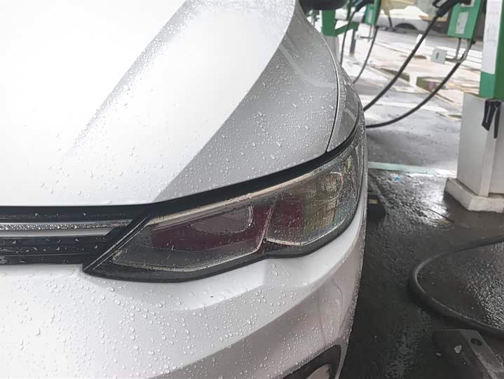 Фото 5 - Volkswagen Golf