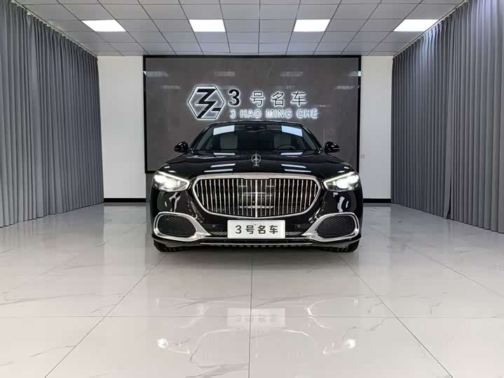 Фото 1 - Mercedes-Benz Maybach S-Class