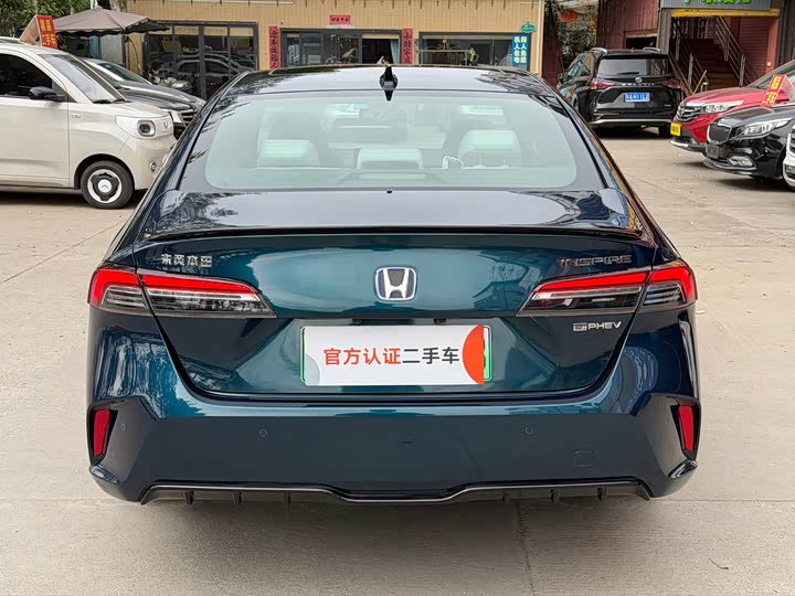 Фото 4 - Honda Inspire Hybrid