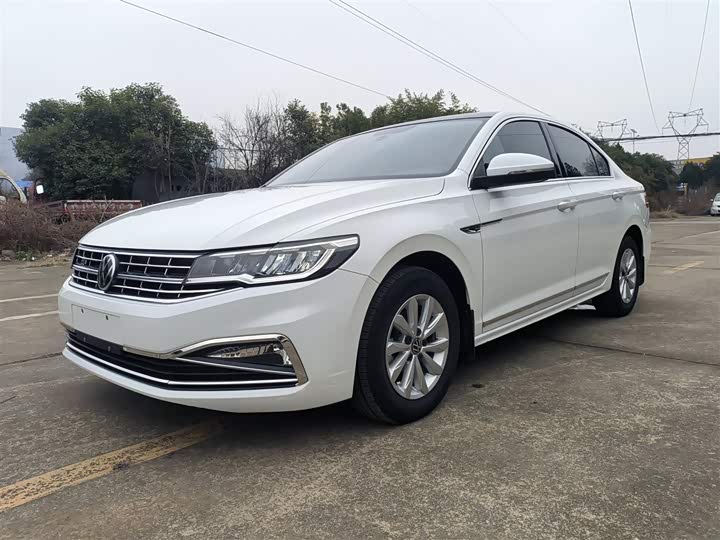 Фото 2 - Volkswagen Bora