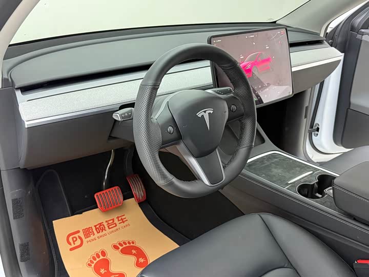 Фото 5 - Tesla Model Y