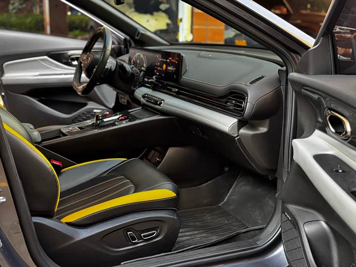 Фото 7 - GAC Trumpchi Empow R