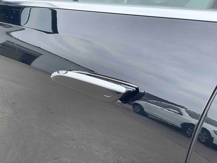 Фото 3 - Mercedes-Benz E-Class Hybrid