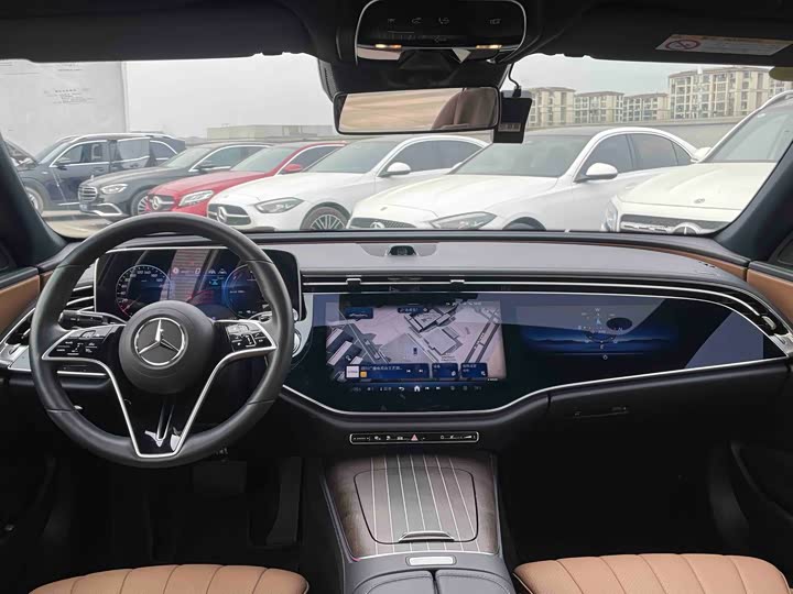 Фото 8 - Mercedes-Benz E-Class Hybrid