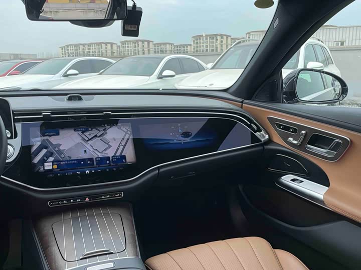 Фото 9 - Mercedes-Benz E-Class Hybrid