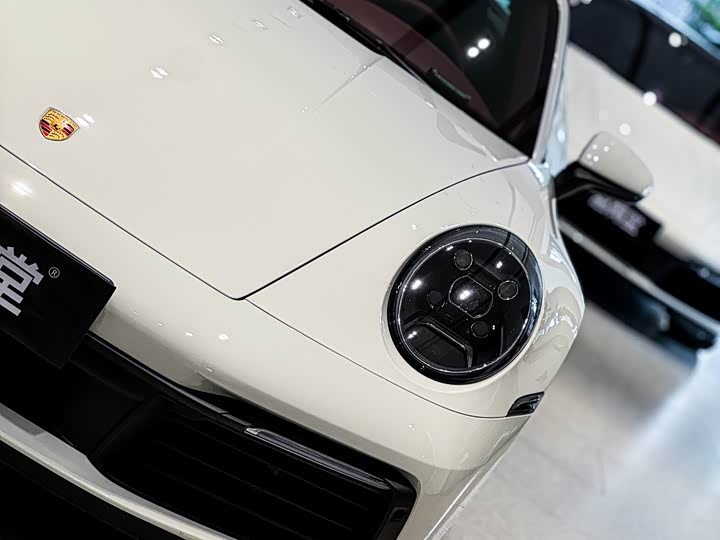 Фото 3 - Porsche 911