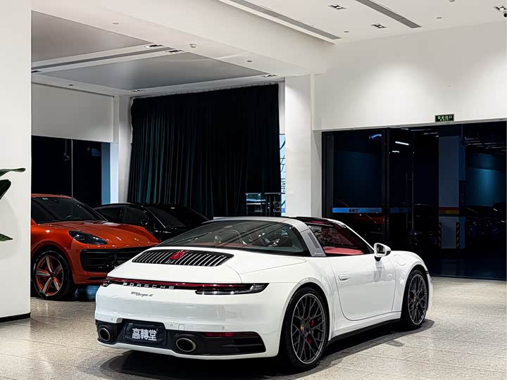 Фото 5 - Porsche 911