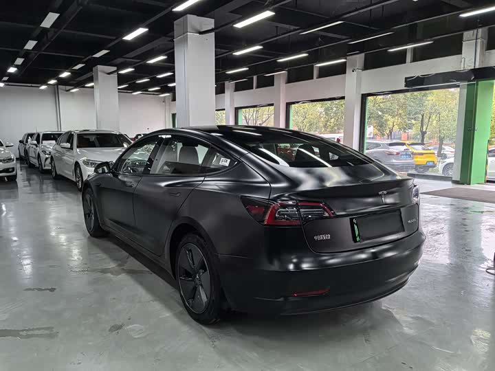 Фото 7 - Tesla Model 3