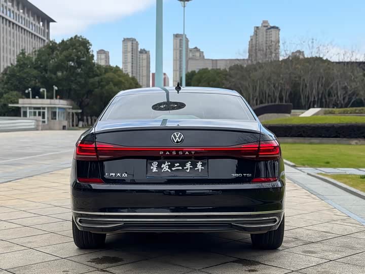 Фото 4 - Volkswagen Passat