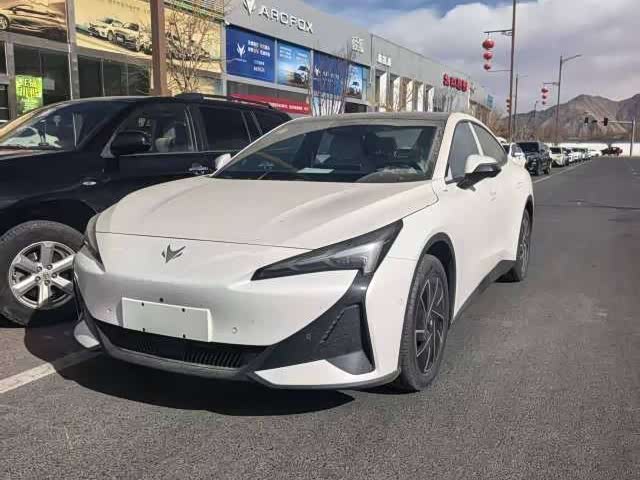 Фото 1 - BAIC Arcfox Alpha S5