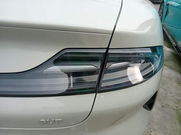 Фото 8 - Xiaomi SU7