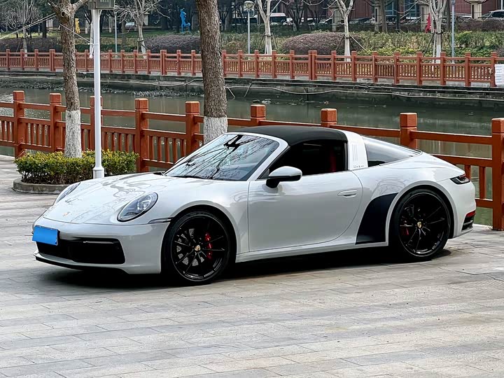 Фото 3 - Porsche 911