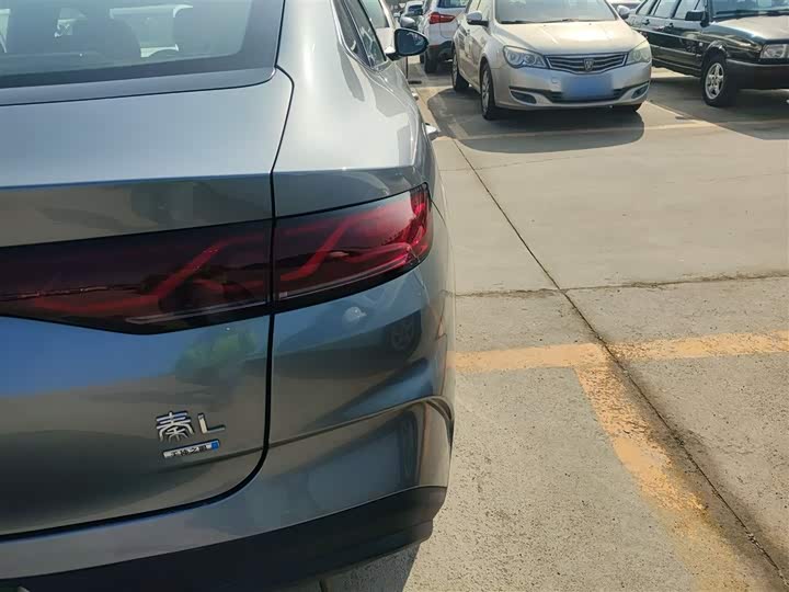 Фото 8 - BYD Qin L