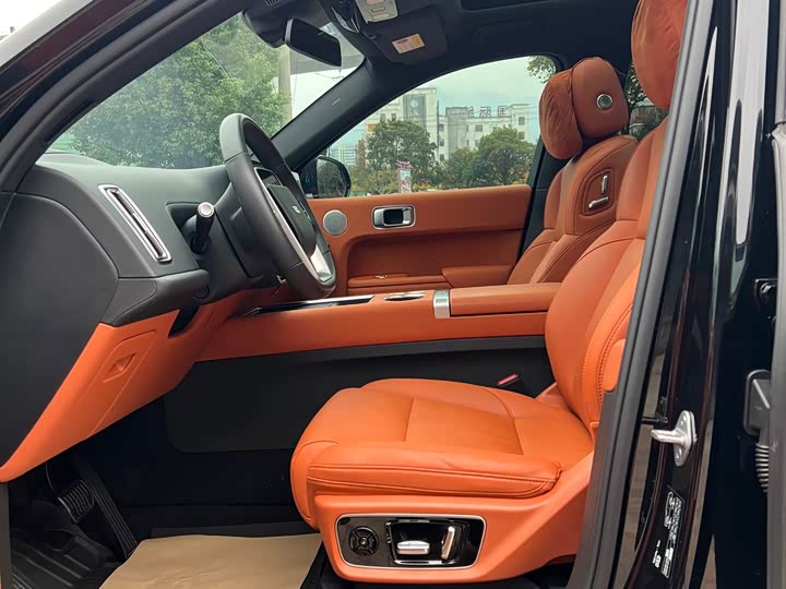 Фото 8 - LiXiang L7