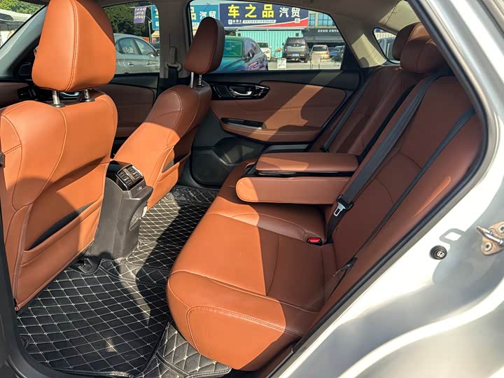 Фото 5 - Honda Envix