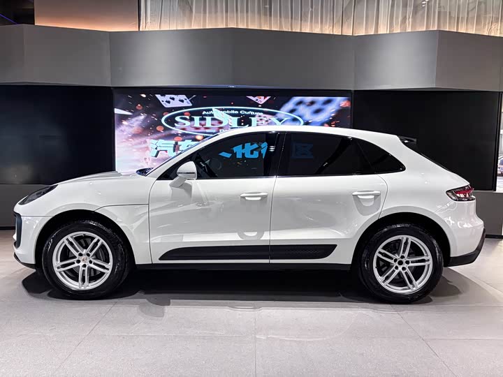 Фото 3 - Porsche Macan