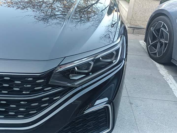 Фото 5 - Volkswagen Passat